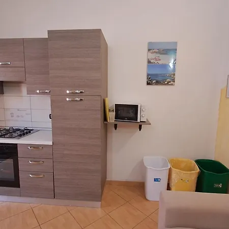 Amelie Maison * La Maddalena (Sassari)