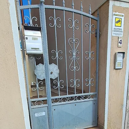 Amelie Maison La Maddalena